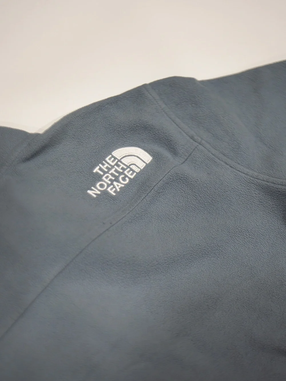 The North Face Men's Slate Blue Half-Zip Fleece Pullover